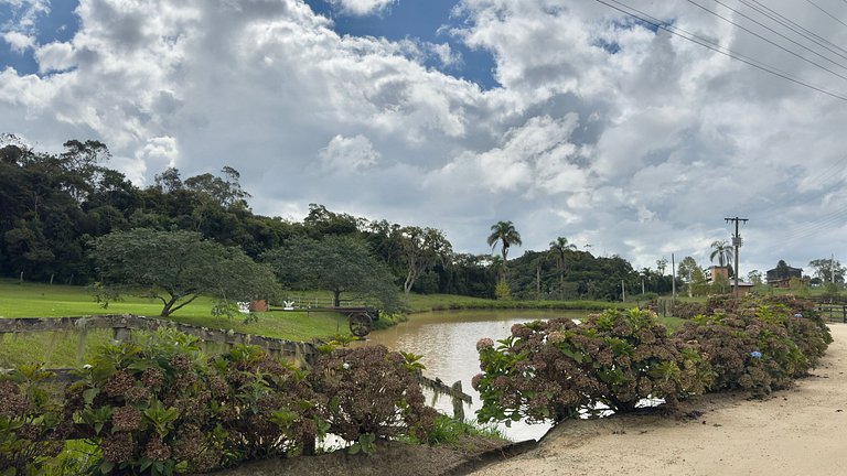 Casa Aconchegante com 4 suítes em Rancho Queimado