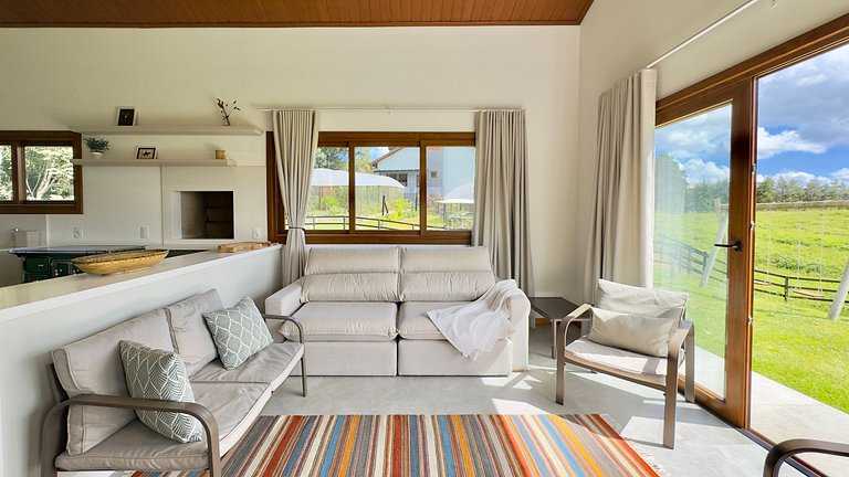Casa Aconchegante com 4 suítes em Rancho Queimado