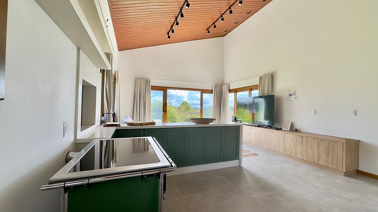Casa Aconchegante com 4 suítes em Rancho Queimado