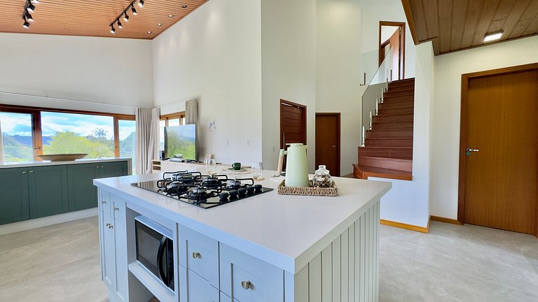 Casa Aconchegante com 4 suítes em Rancho Queimado