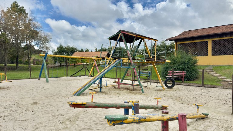 Casa Aconchegante com 4 suítes em Rancho Queimado